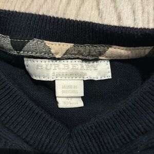 Kids Burberry sweater size 4